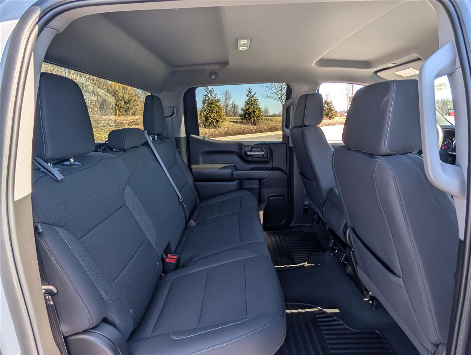 Used 2024 Chevrolet Silverado 1500 Custom image 12