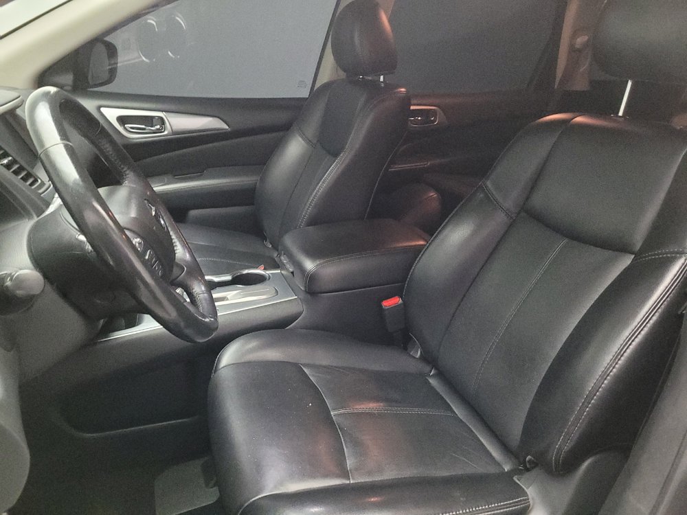 Used 2019 Nissan Pathfinder SL w/ Cargo Package FWD image 17