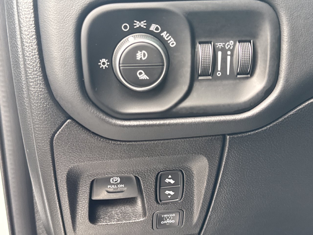 Used 2021 RAM 1500 Limited w/ Night Edition AWD/4WD image 19