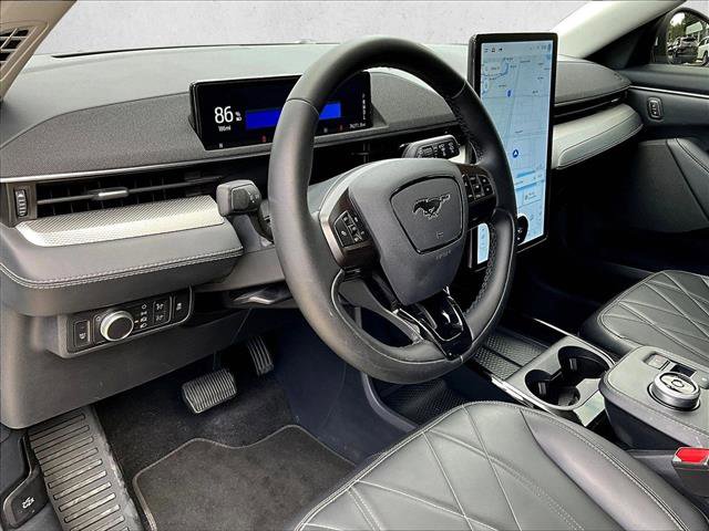 Used 2021 Ford Mustang Mach-E Select image 12