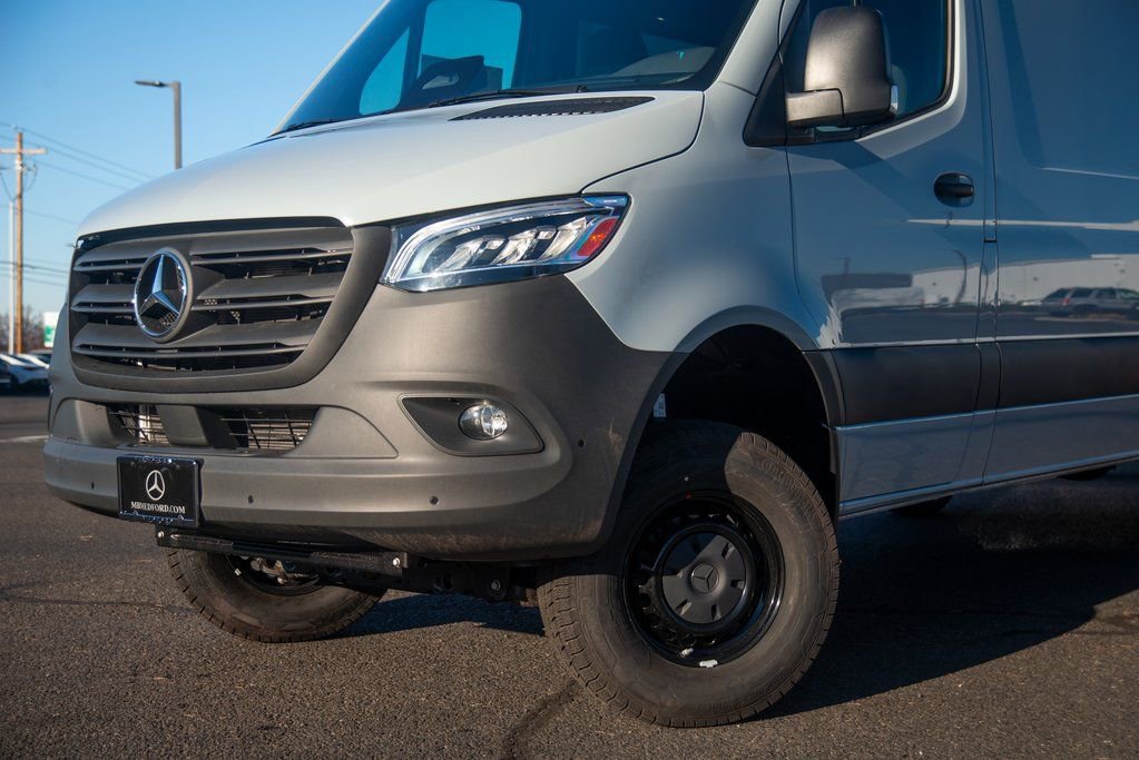 New 2025 Mercedes-Benz Sprinter 2500 image 14