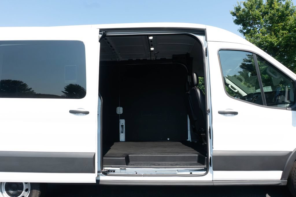Used 2024 Ford Transit 250 148 Medium Roof w/ Load Area Protection Package RWD image 15