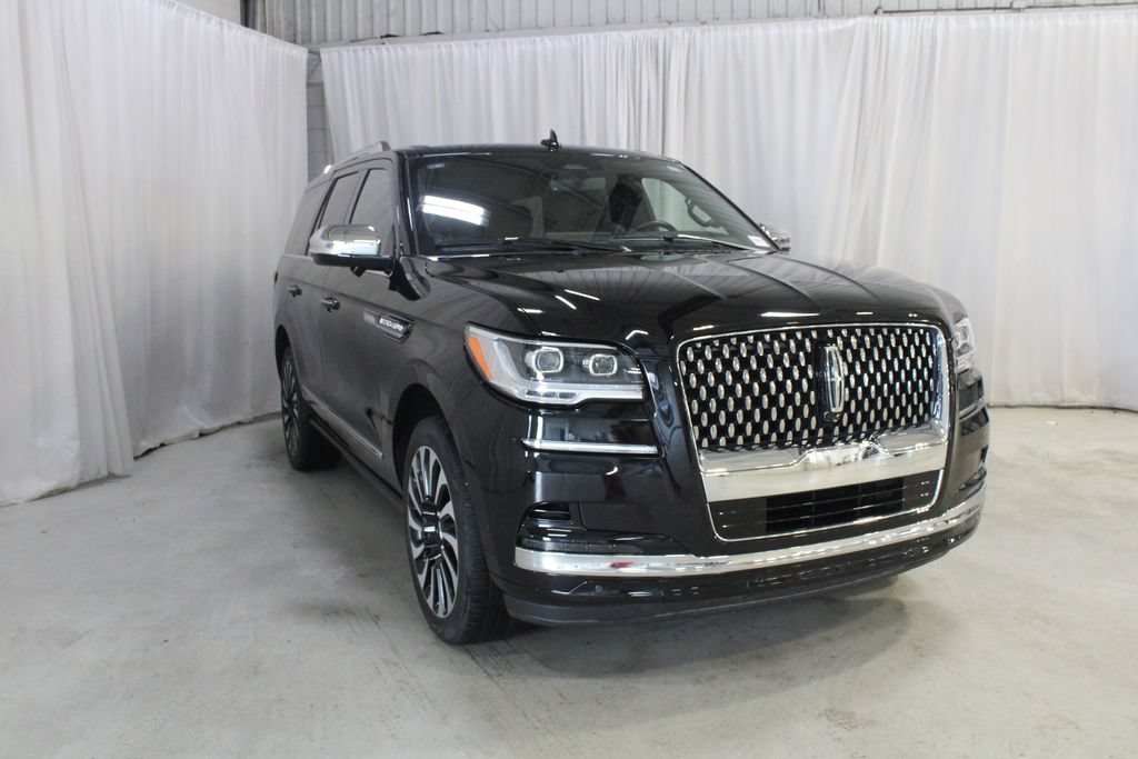 Certified 2023 Lincoln Navigator Black Label AWD/4WD image 39
