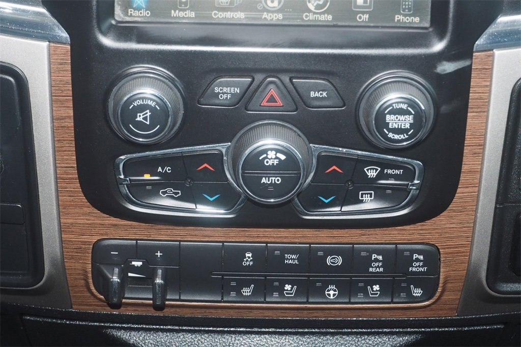 Used 2016 RAM 3500 Laramie image 20