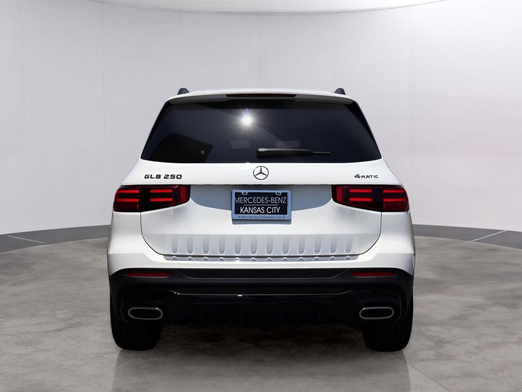 Certified 2025 Mercedes-Benz GLB 250 4MATIC image 6