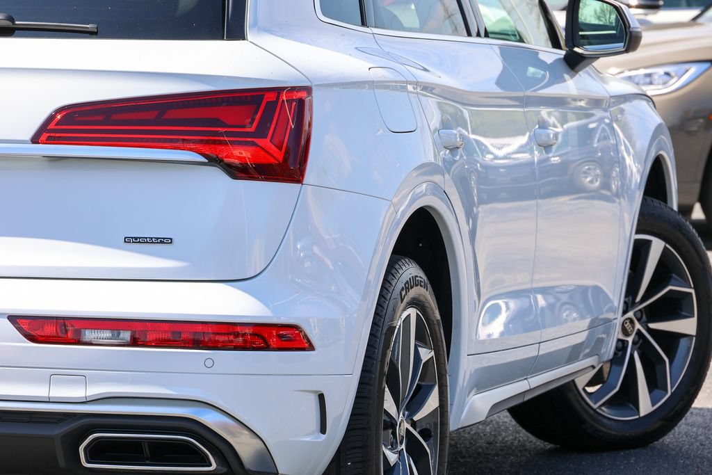 Used 2024 Audi Q5 2.0T Premium Plus AWD/4WD image 16