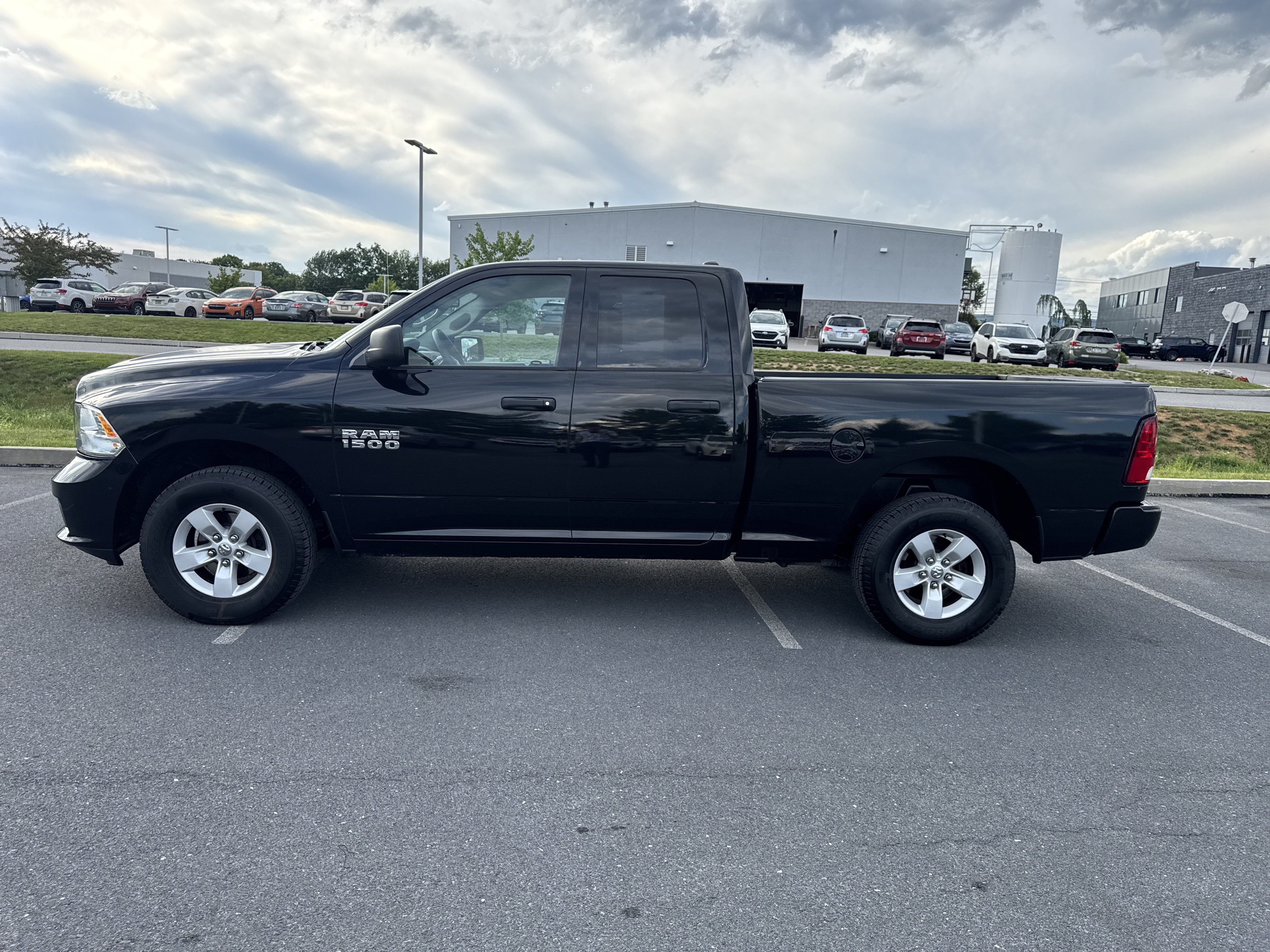 Used 2018 RAM 1500 Express AWD/4WD image 22