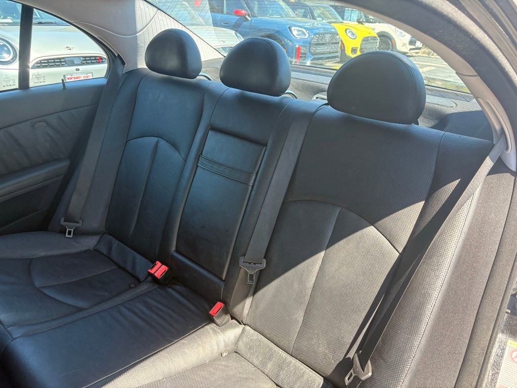 Used 2008 Mercedes-Benz E 550 Sedan image 16