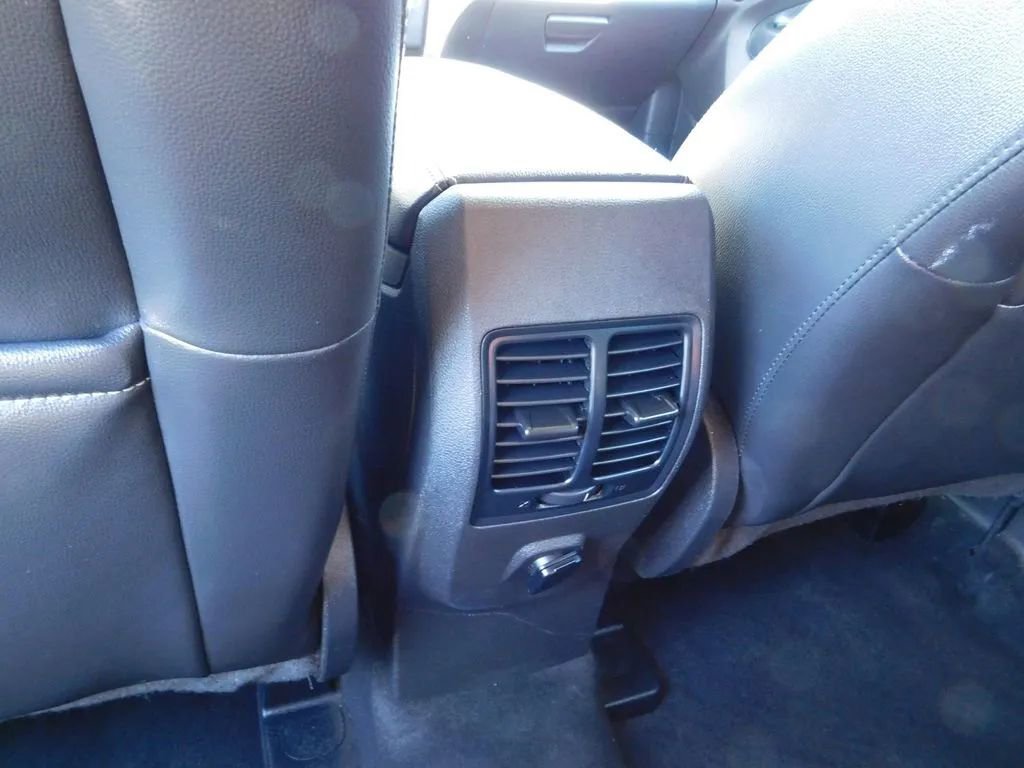 Used 2018 Ford Escape SEL image 12