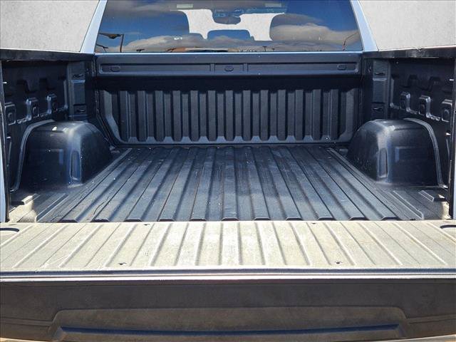 Used 2021 Chevrolet Silverado 1500 LT RWD image 6