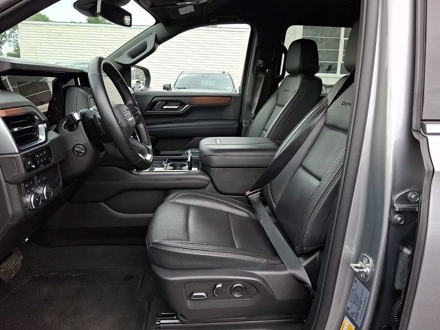 Certified 2025 GMC Yukon XL Denali AWD/4WD image 15