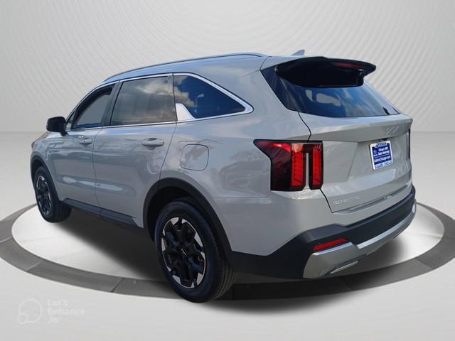 Used 2024 Kia Sorento S w/ Panoramic Sunroof Package image 5