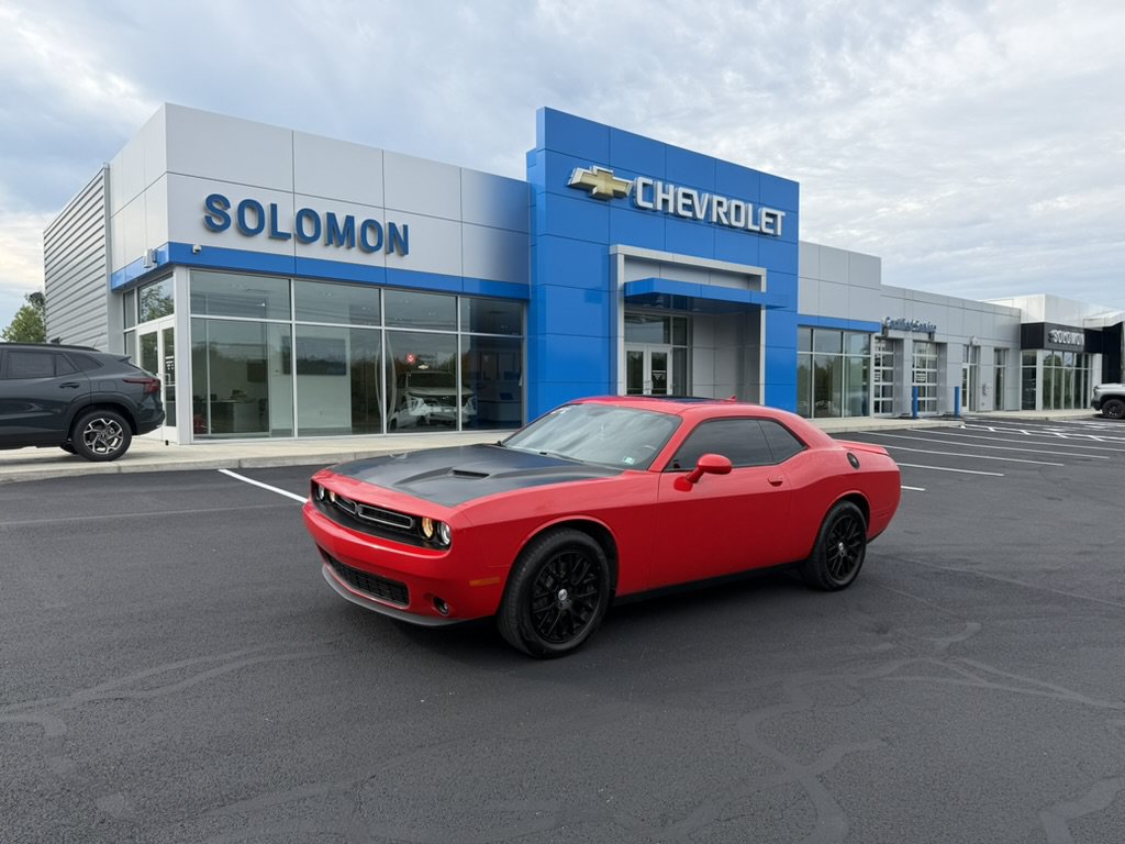 Used 2019 Dodge Challenger SXT w/ Plus Package AWD/4WD image 1