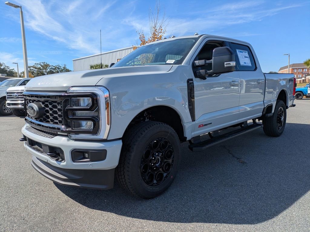 New 2026 Ford F350 Lariat w/ Black Appearance Package image 8