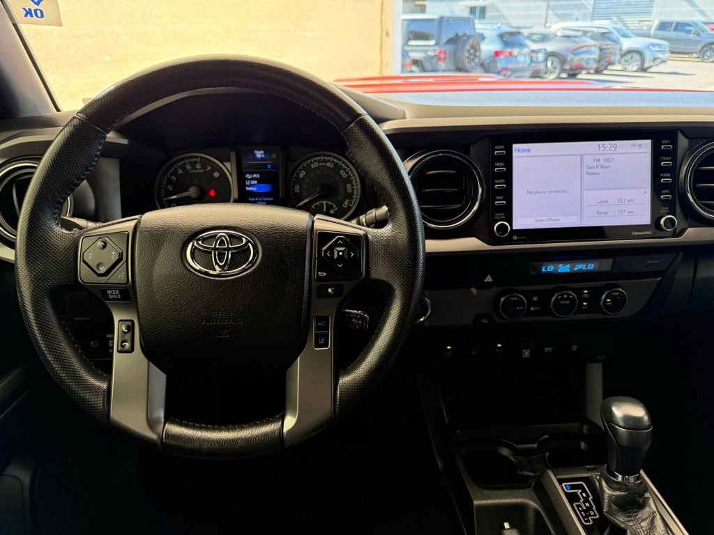 Used 2021 Toyota Tacoma TRD Sport w/ Technology Package image 24