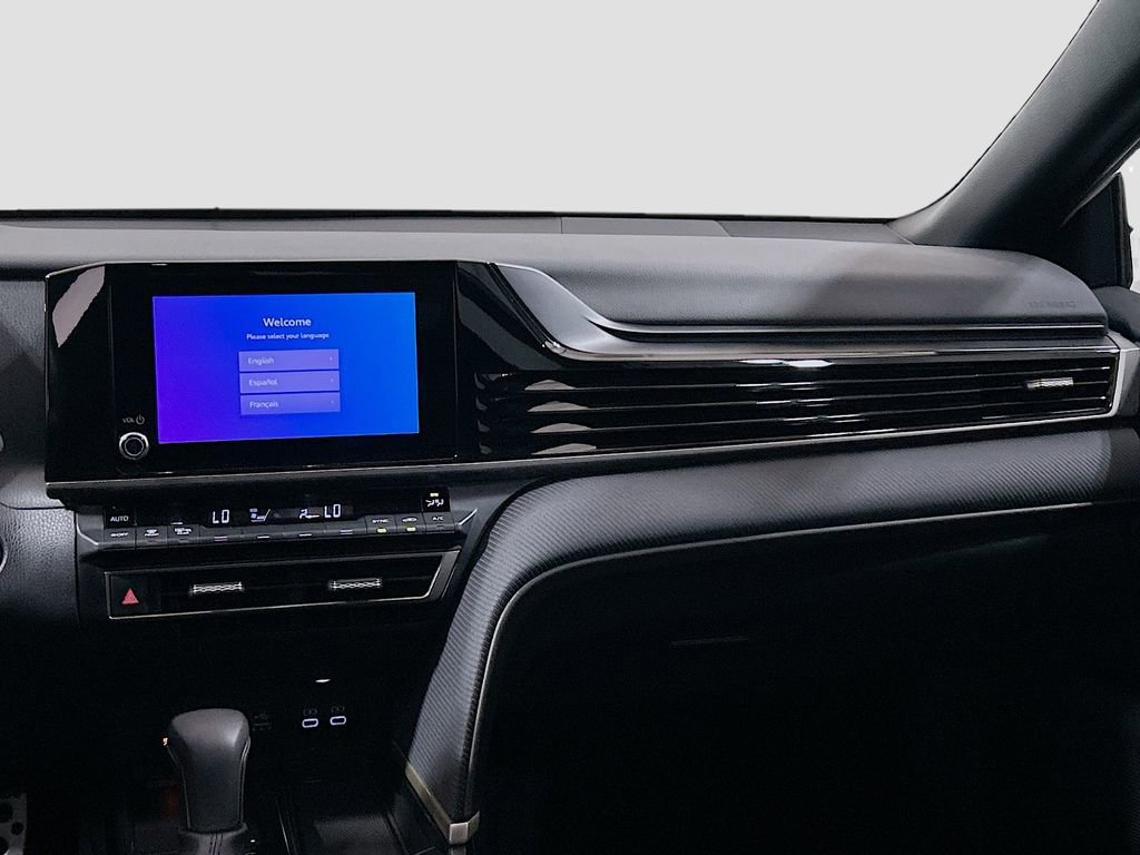 Used 2025 Toyota Camry SE w/ Convenience Package FWD image 19