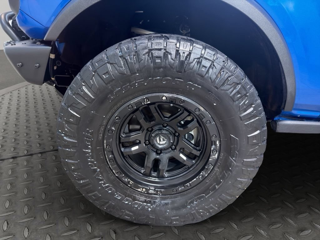 Used 2021 Ford Bronco Black Diamond AWD/4WD image 23