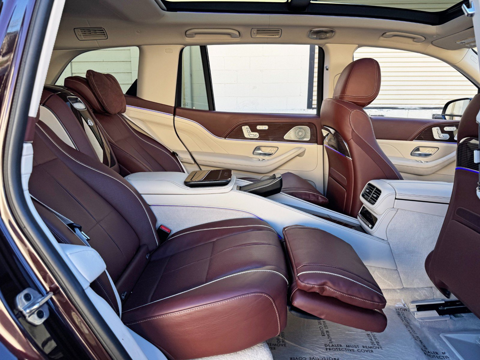 Used 2023 Mercedes-Benz Maybach GLS 600 4MATIC image 57