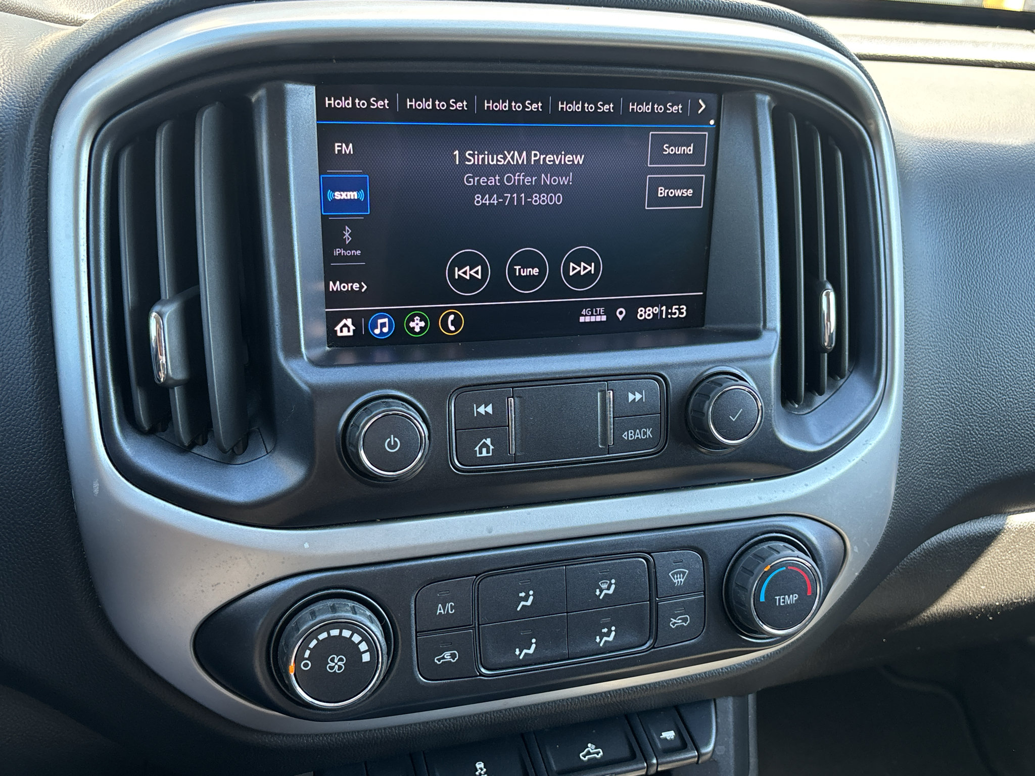 Used 2021 Chevrolet Colorado LT AWD/4WD image 15