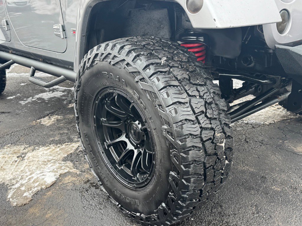 Used 2013 Jeep Wrangler Rubicon image 12