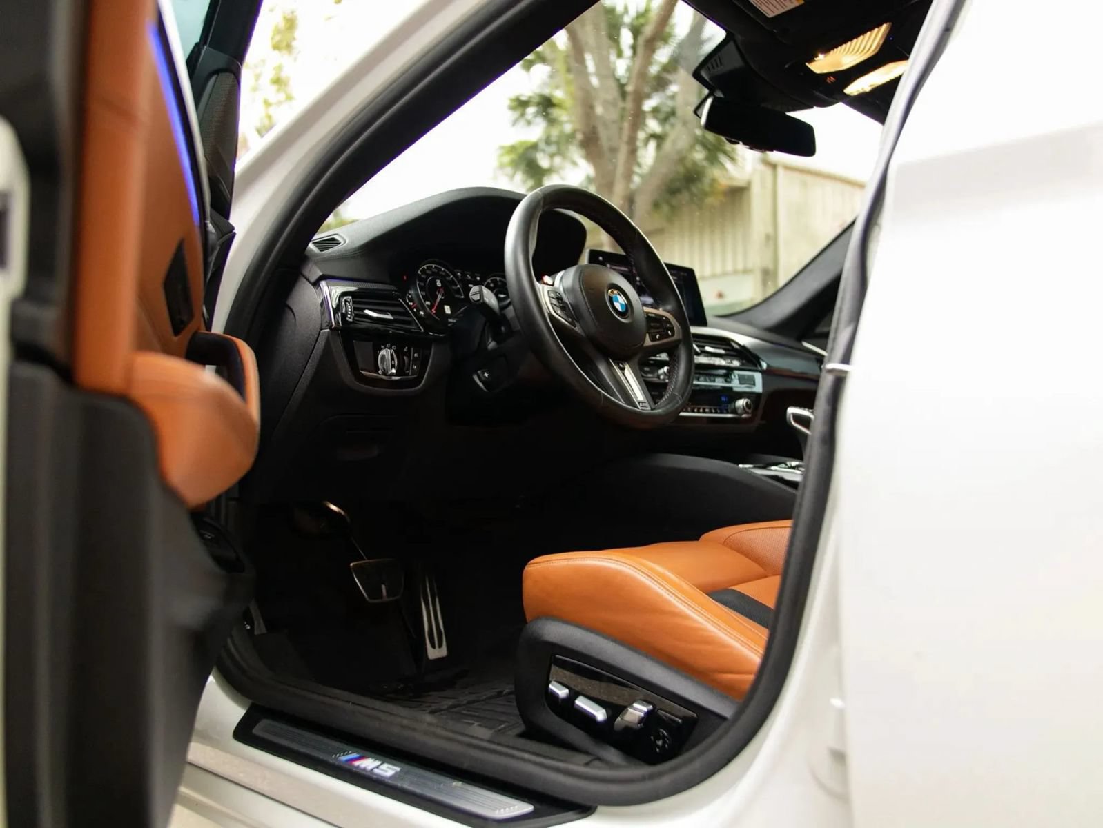 Used 2019 BMW M5 w/ Executive Package AWD/4WD image 26