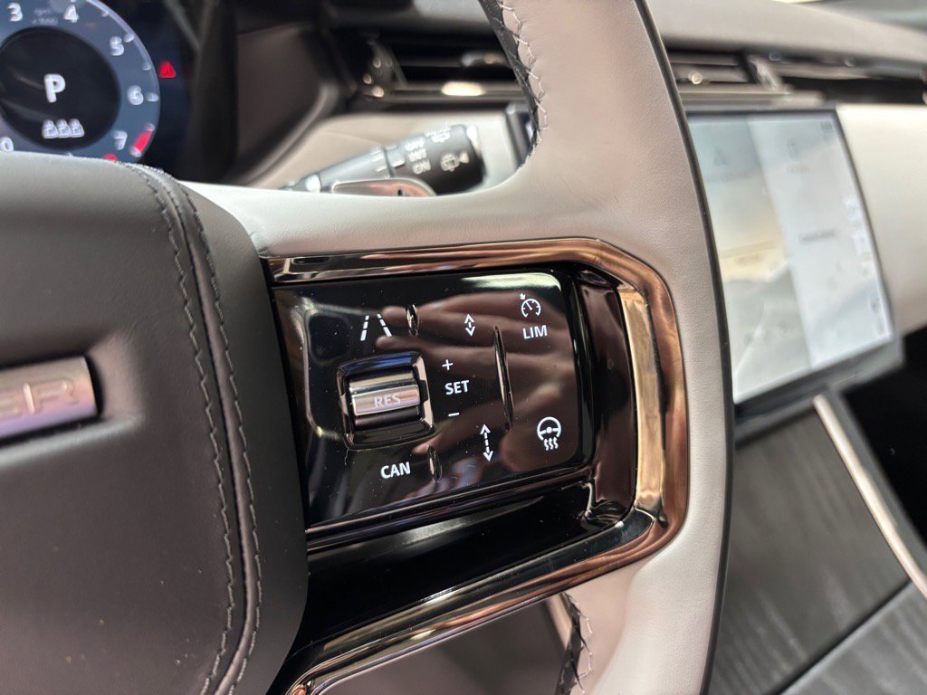 New 2026 Land Rover Range Rover Velar S image 19