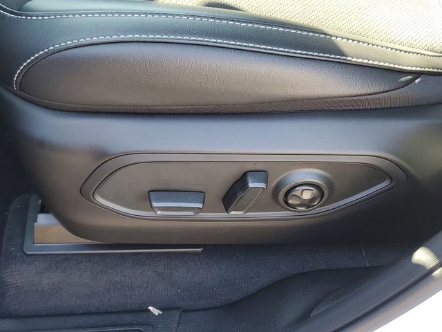 New 2025 Jeep Grand Cherokee L Altitude image 13