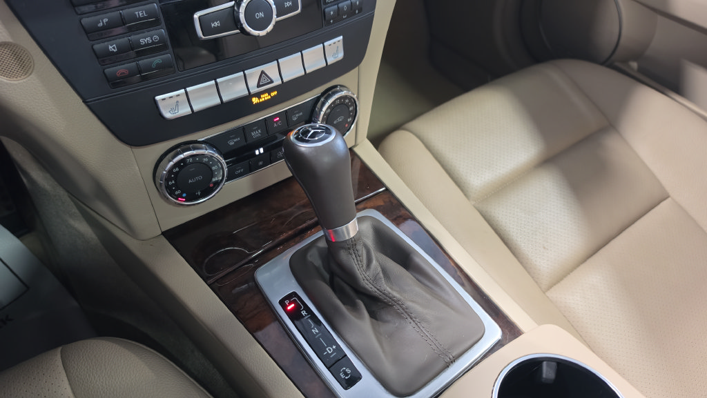 Used 2012 Mercedes-Benz C 300 4MATIC Sedan image 26