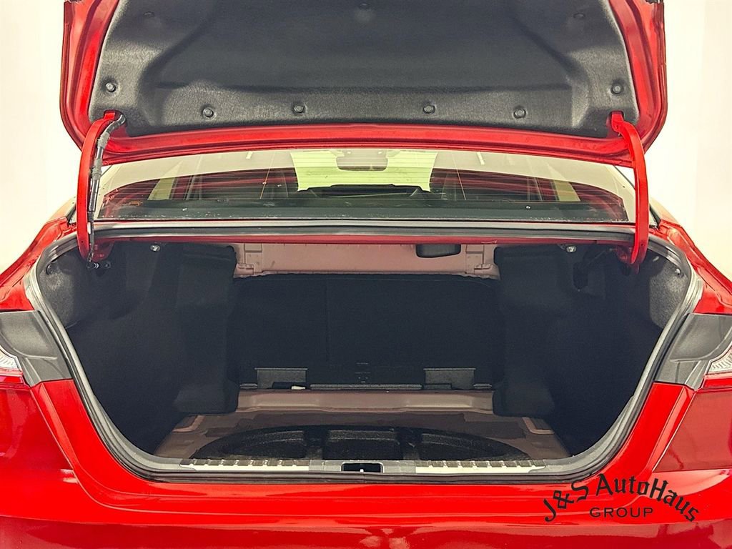 Used 2025 Toyota Camry XSE image 31