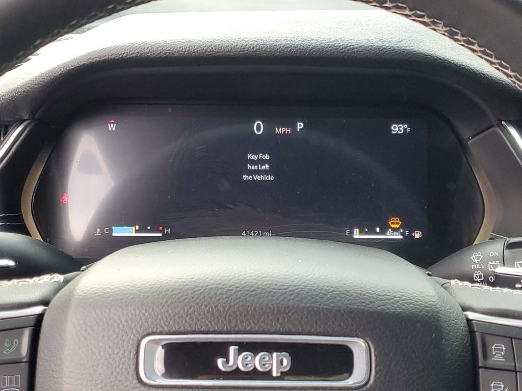 Used 2024 Jeep Grand Cherokee L Altitude image 16