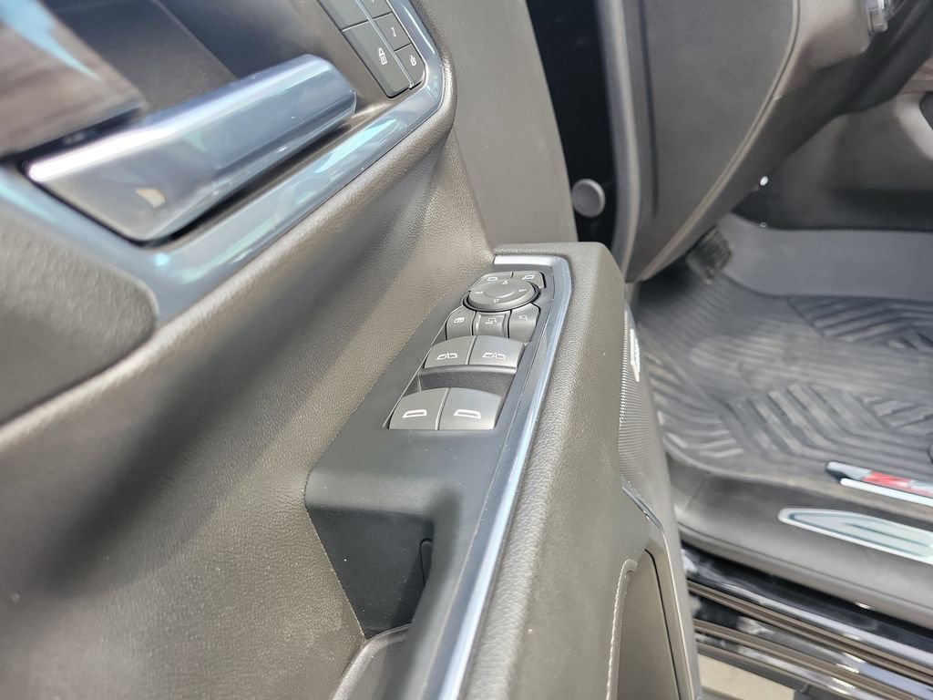 Used 2024 Chevrolet Silverado 2500 LTZ w/ LTZ Plus Package image 11