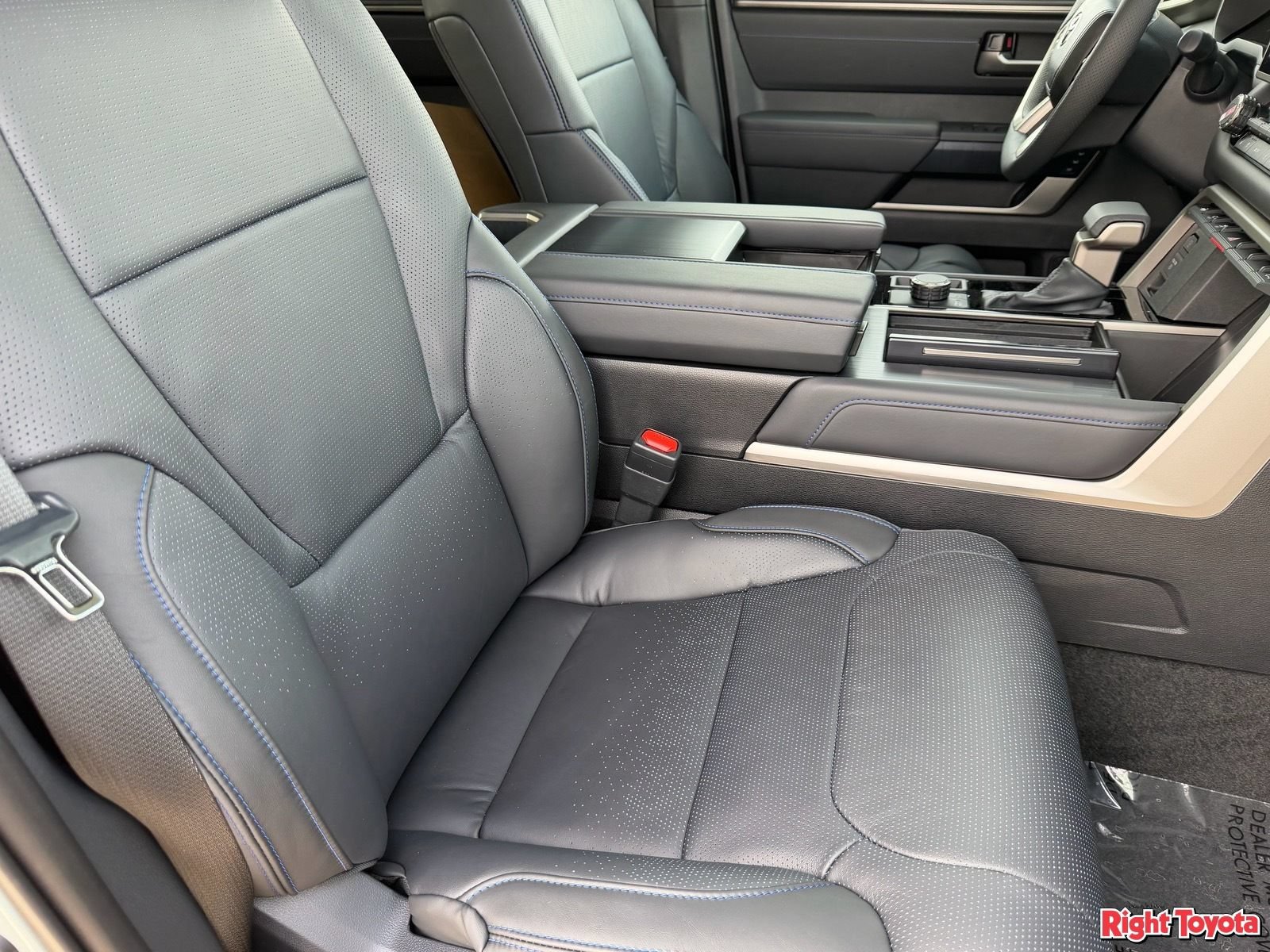 New 2026 Toyota Tundra Platinum AWD/4WD image 13