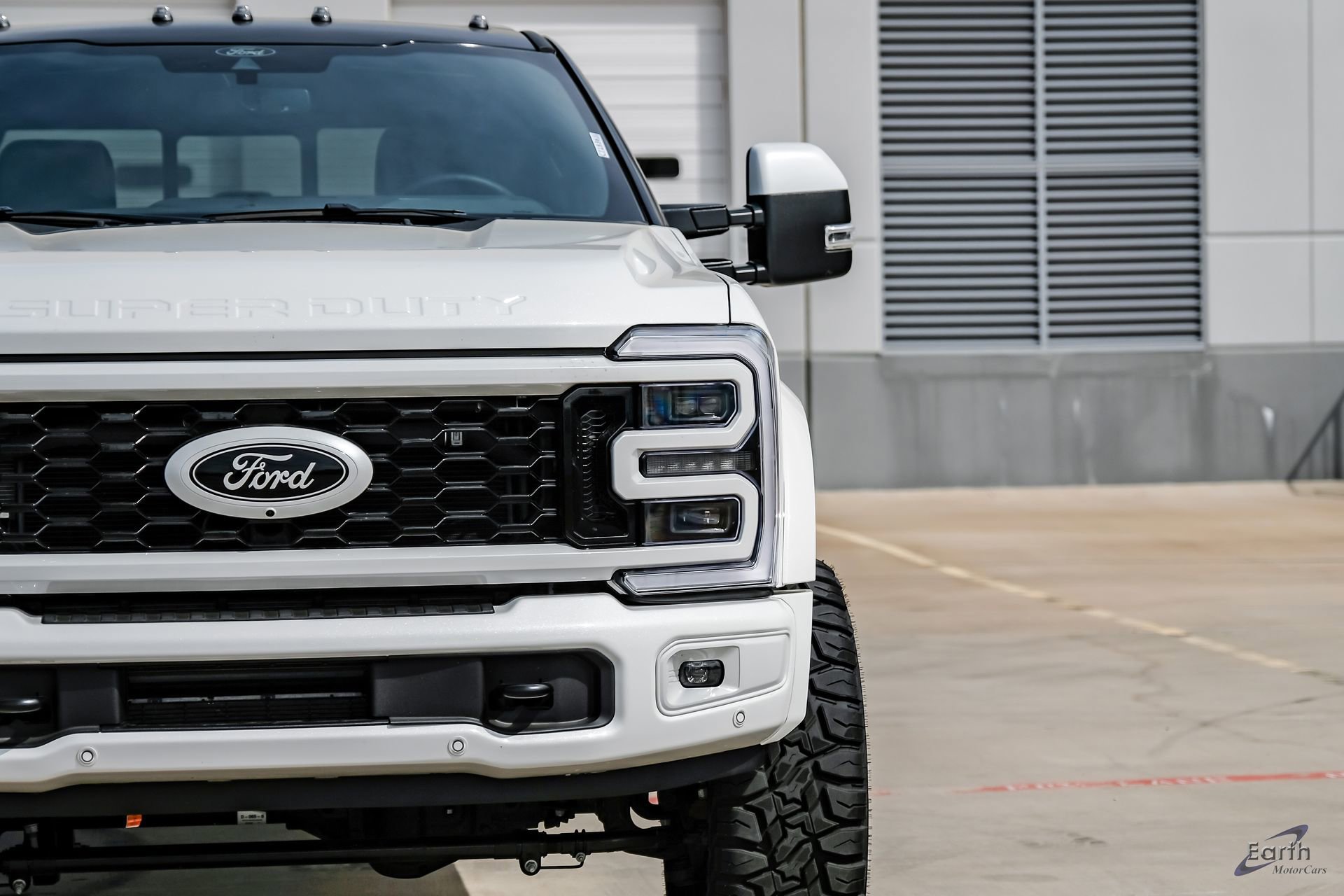 Used 2026 Ford F450 Platinum w/ FX4 Off-Road Package image 32