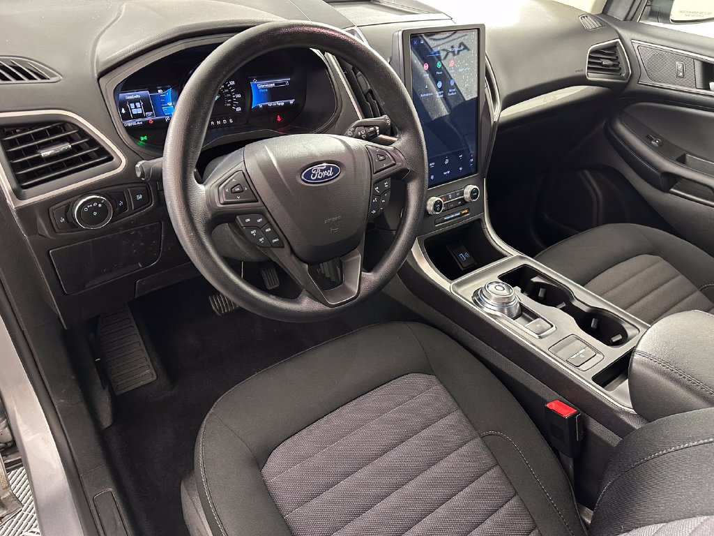 Used 2023 Ford Edge SE AWD/4WD image 14