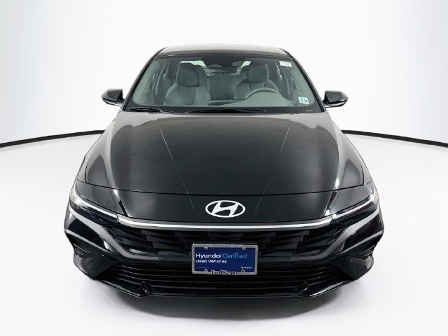 Certified 2025 Hyundai Elantra Hybrid FWD image 3