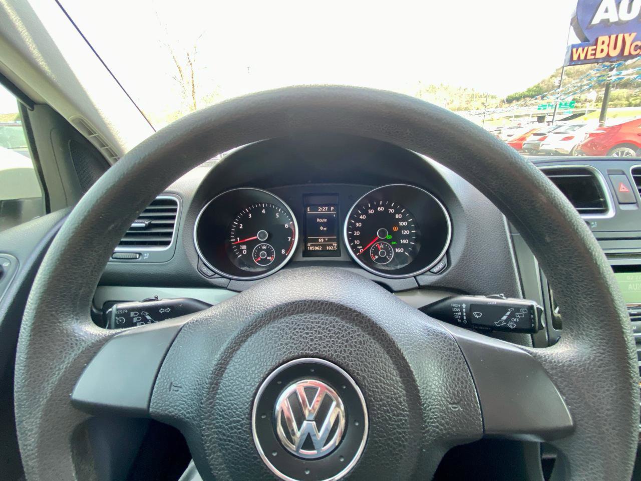 Used 2013 Volkswagen Golf 4-Door FWD image 21