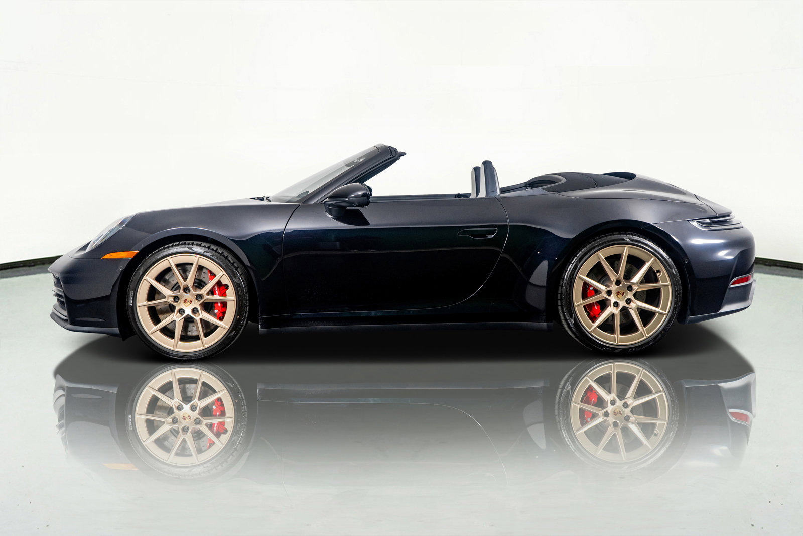 Used 2025 Porsche 911 Carrera S image 16