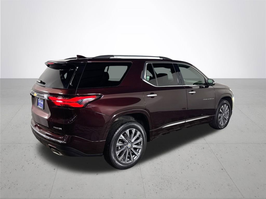 Used 2023 Chevrolet Traverse Premier image 6