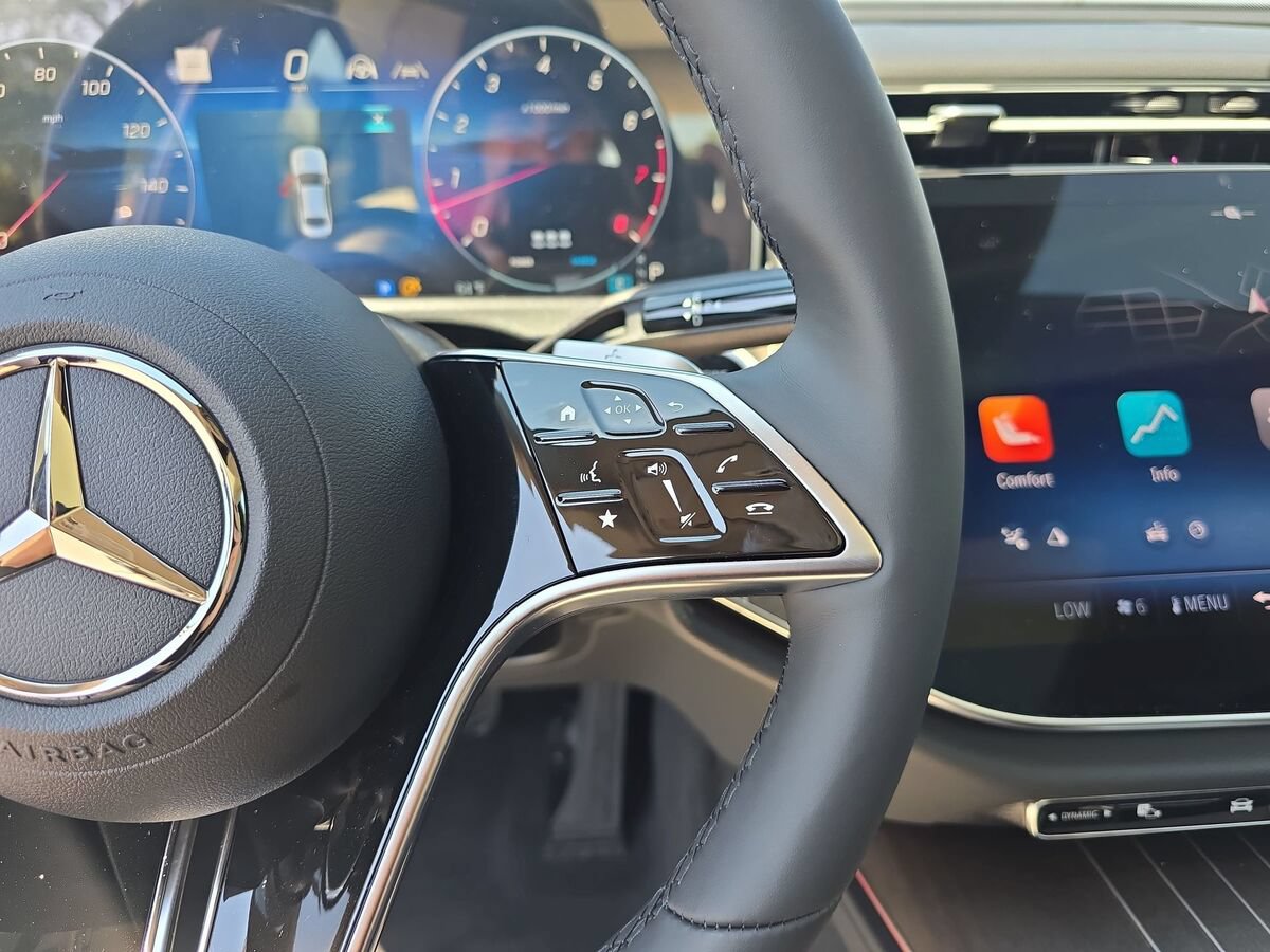 New 2026 Mercedes-Benz E 350 4MATIC Sedan image 18