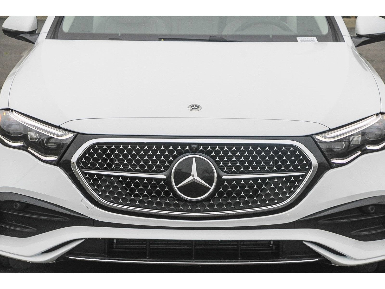 New 2026 Mercedes-Benz E 450 4MATIC Sedan image 7