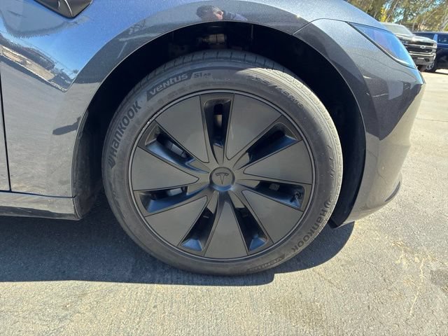 Used 2024 Tesla Model 3 Standard Range RWD image 4