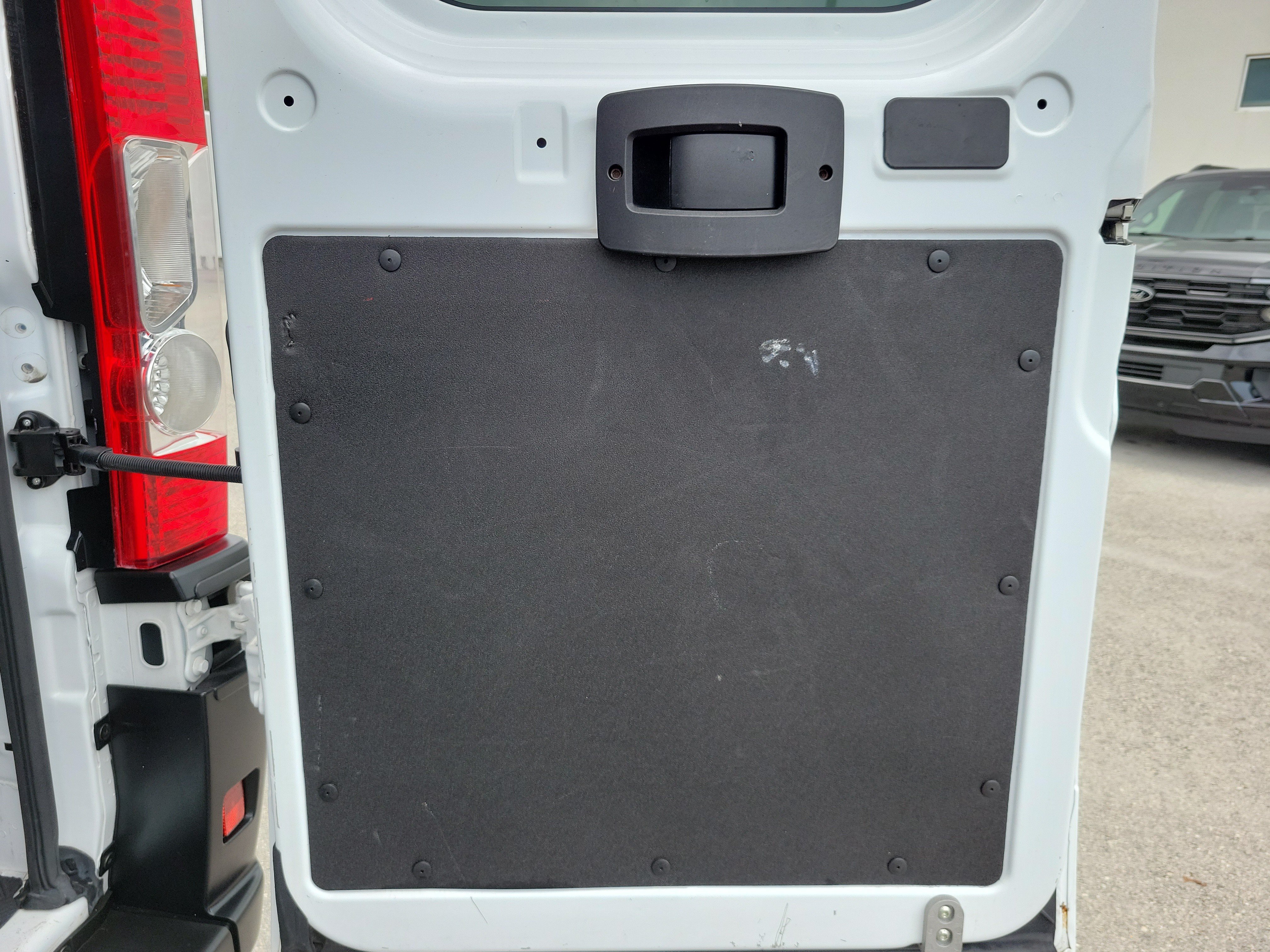 Used 2025 RAM ProMaster 2500 w/ U-Haul Equipment Group FWD image 15