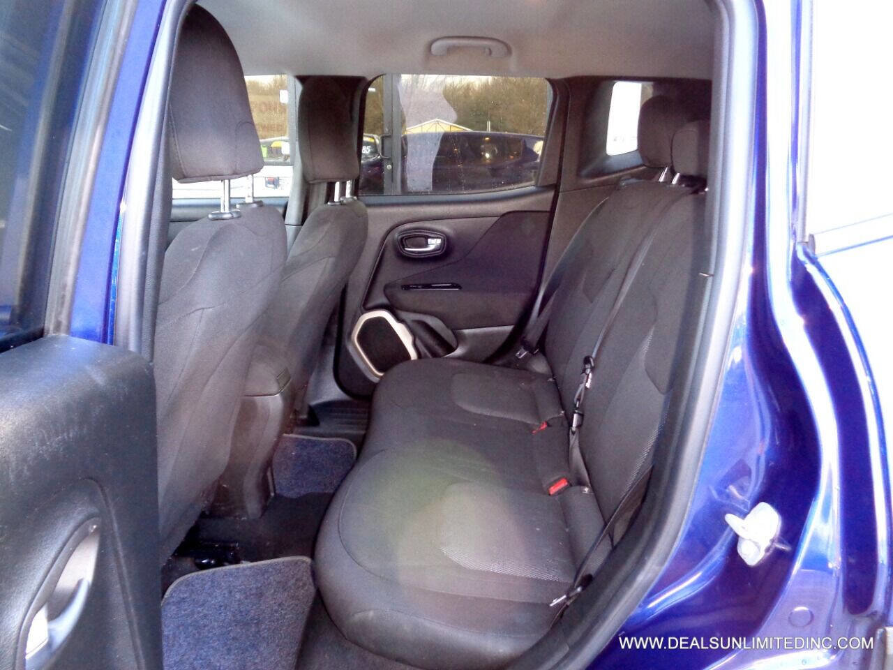 Used 2017 Jeep Renegade Sport w/ Power & Air Group image 15