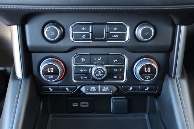 Used 2023 Chevrolet Tahoe Z71 w/ Luxury Package image 25