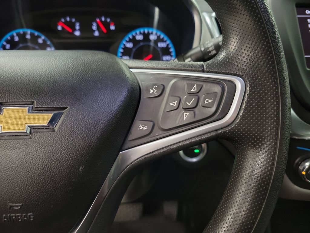 Used 2022 Chevrolet Equinox LS w/ LPO, Floor Liner Package AWD/4WD image 24