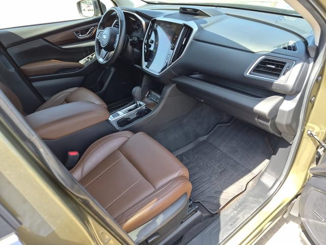 Used 2023 Subaru Ascent Touring AWD/4WD image 14