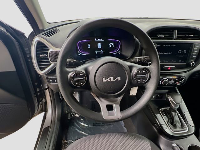 Certified 2025 Kia Soul LX FWD image 11
