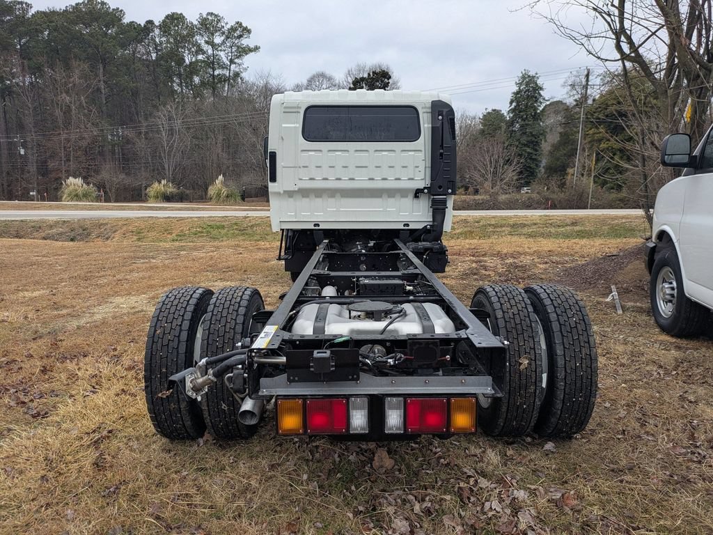 New 2026 Chevrolet Low Cab Forward RWD image 3