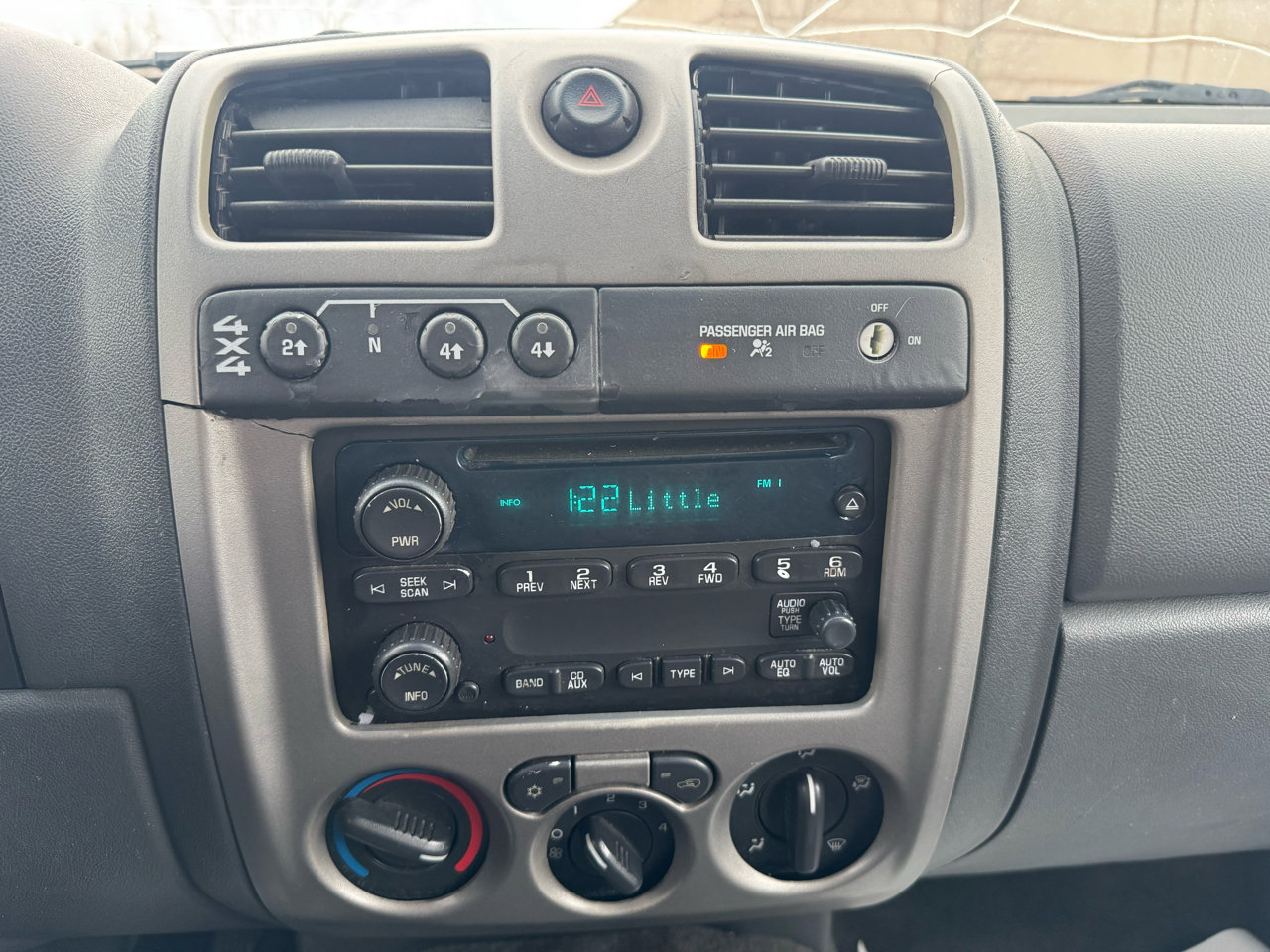 Used 2006 Chevrolet Colorado LT image 17