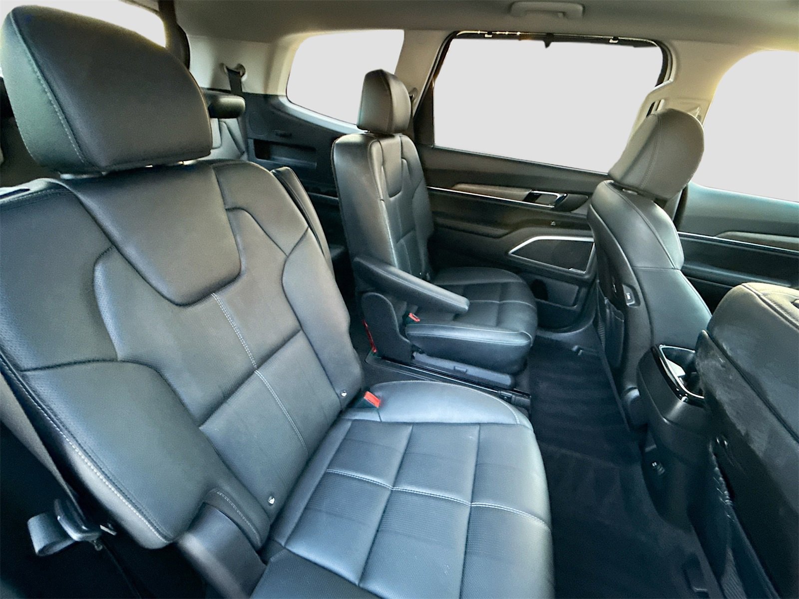 Used 2022 Kia Telluride EX w/ EX Premium Package image 29